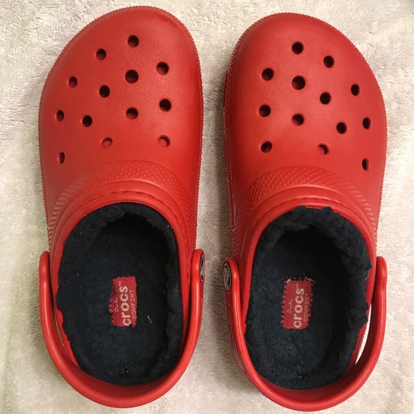 c13 crocs size